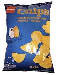 Miska s různými druhy bramborových chipsů
